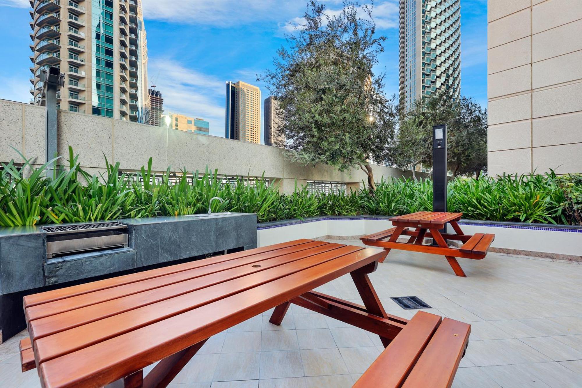First Class 2br Incredible Burj Khalifa View Apartment Dubai