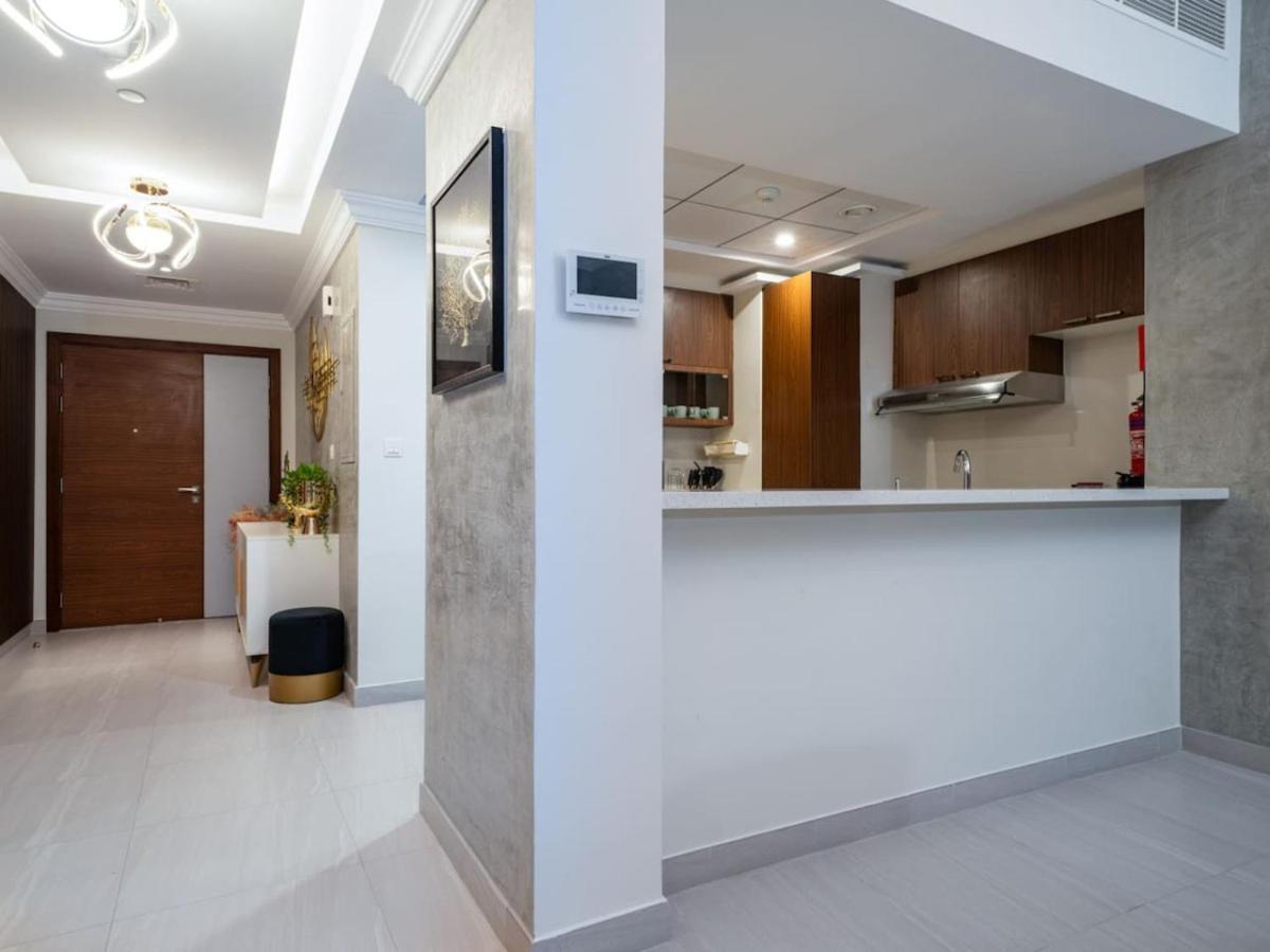 Elegant 2-bed Escape With Frame & Difc Views *