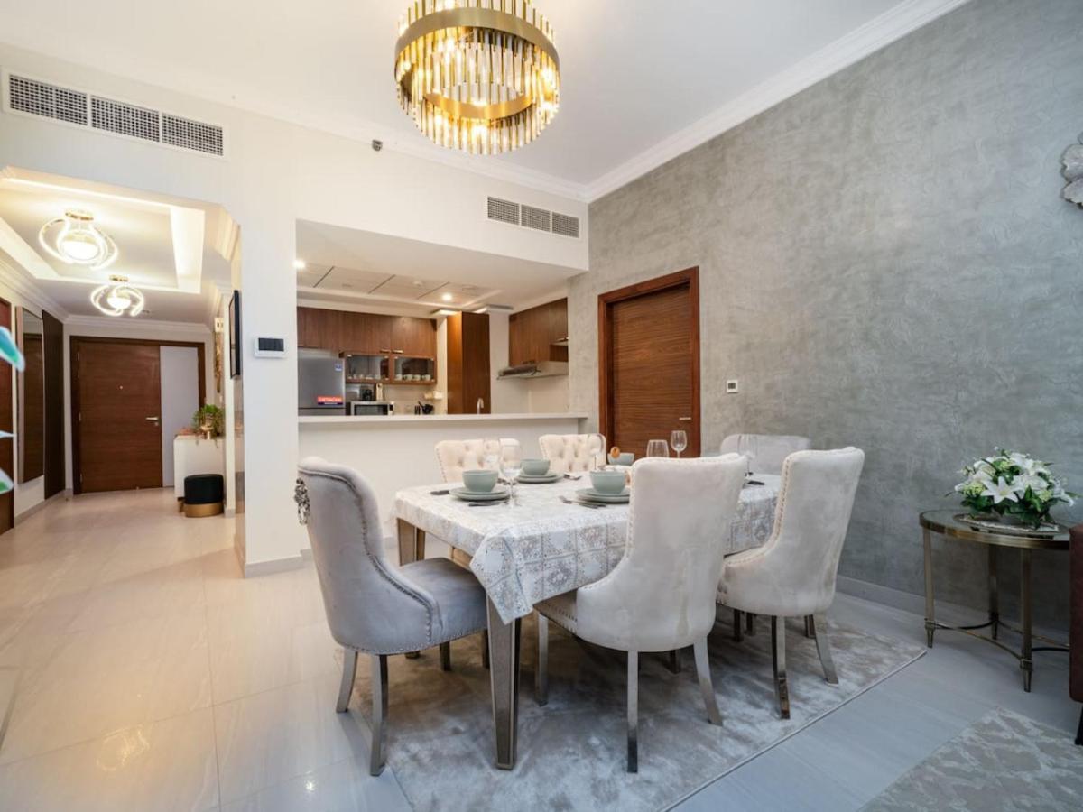 Elegant 2-bed Escape With Frame & Difc Views Apartment