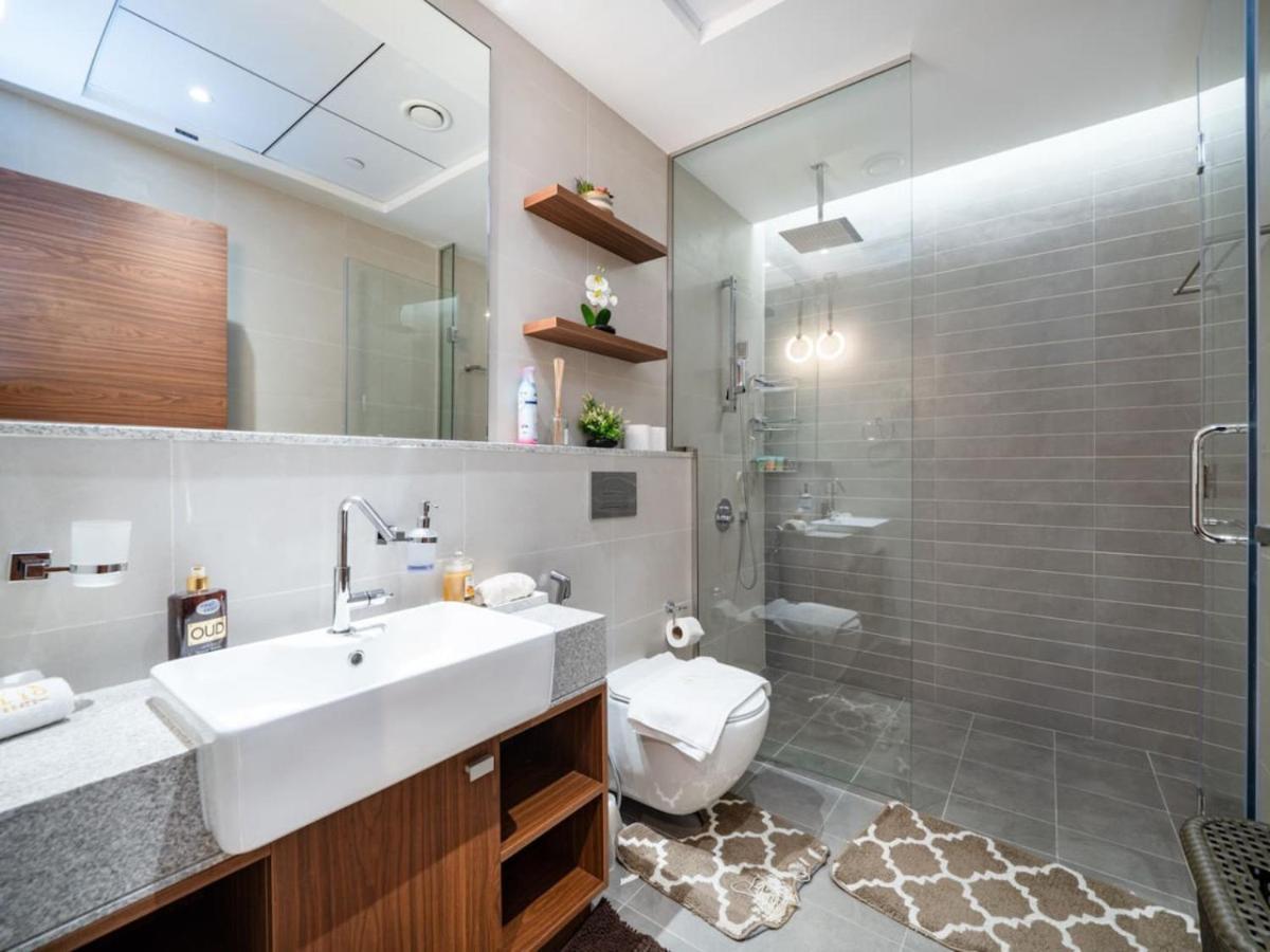 Elegant 2-bed Escape With Frame & Difc Views * Dubai