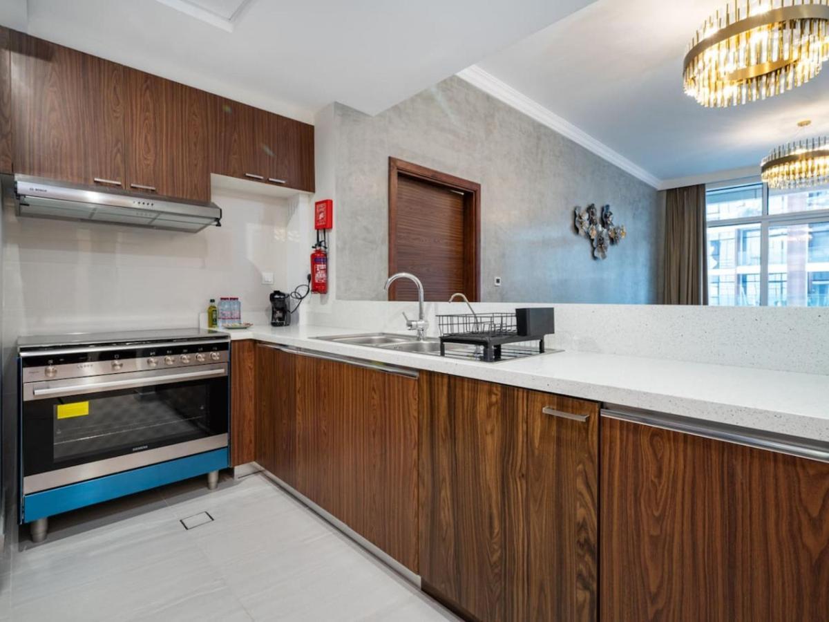 Elegant 2-bed Escape With Frame & Difc Views Apartment
