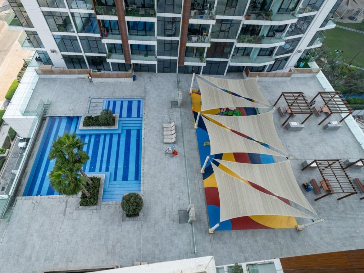Elegant 2-bed Escape With Frame & Difc Views Apartment *