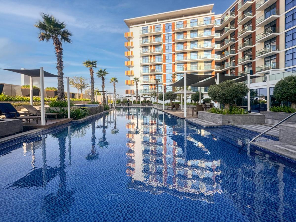 Modern 1-bed Retreat In Celestia, South Apartment Dubai