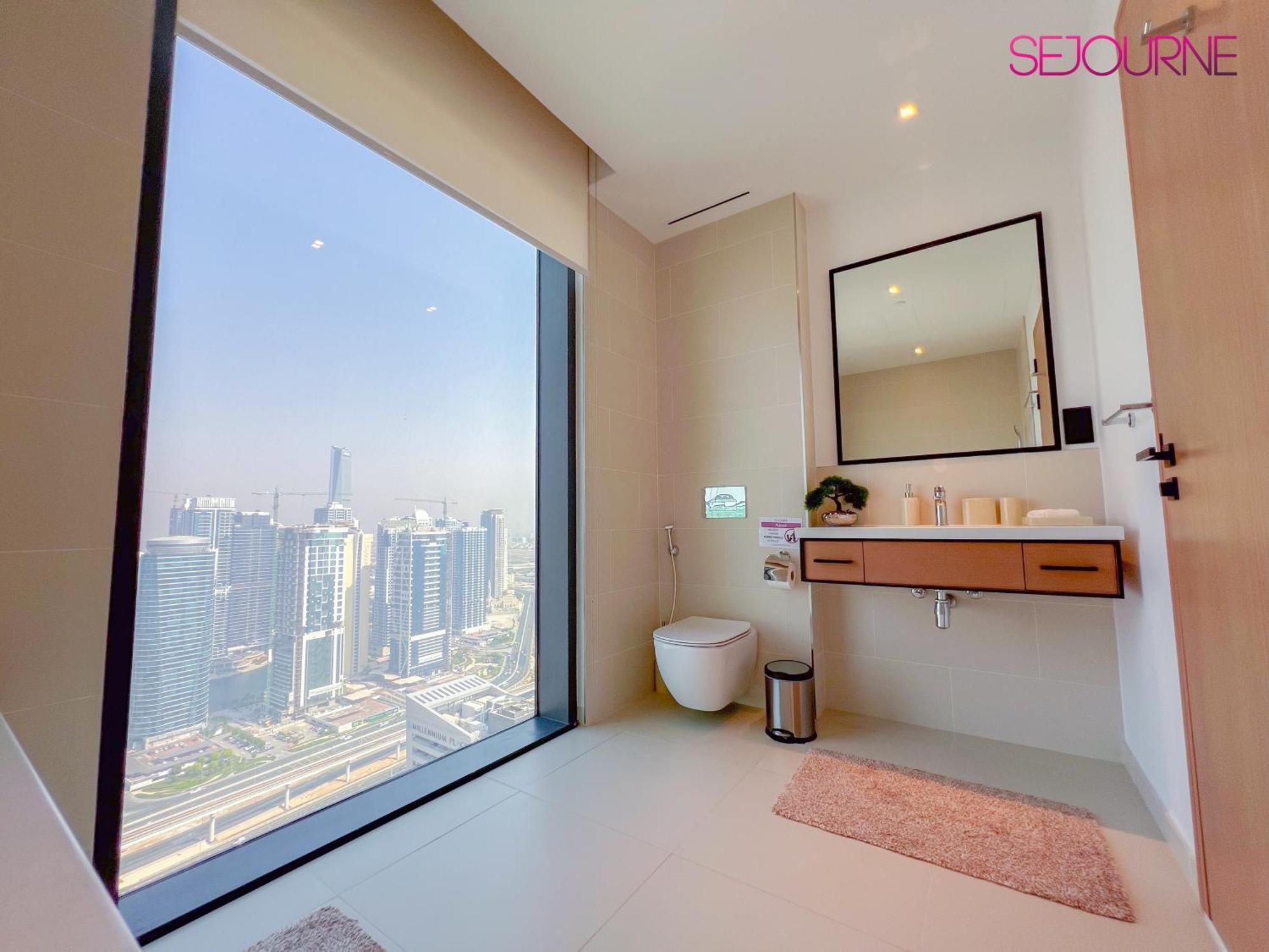 Splendid 2br In Vida Marina * Dubai