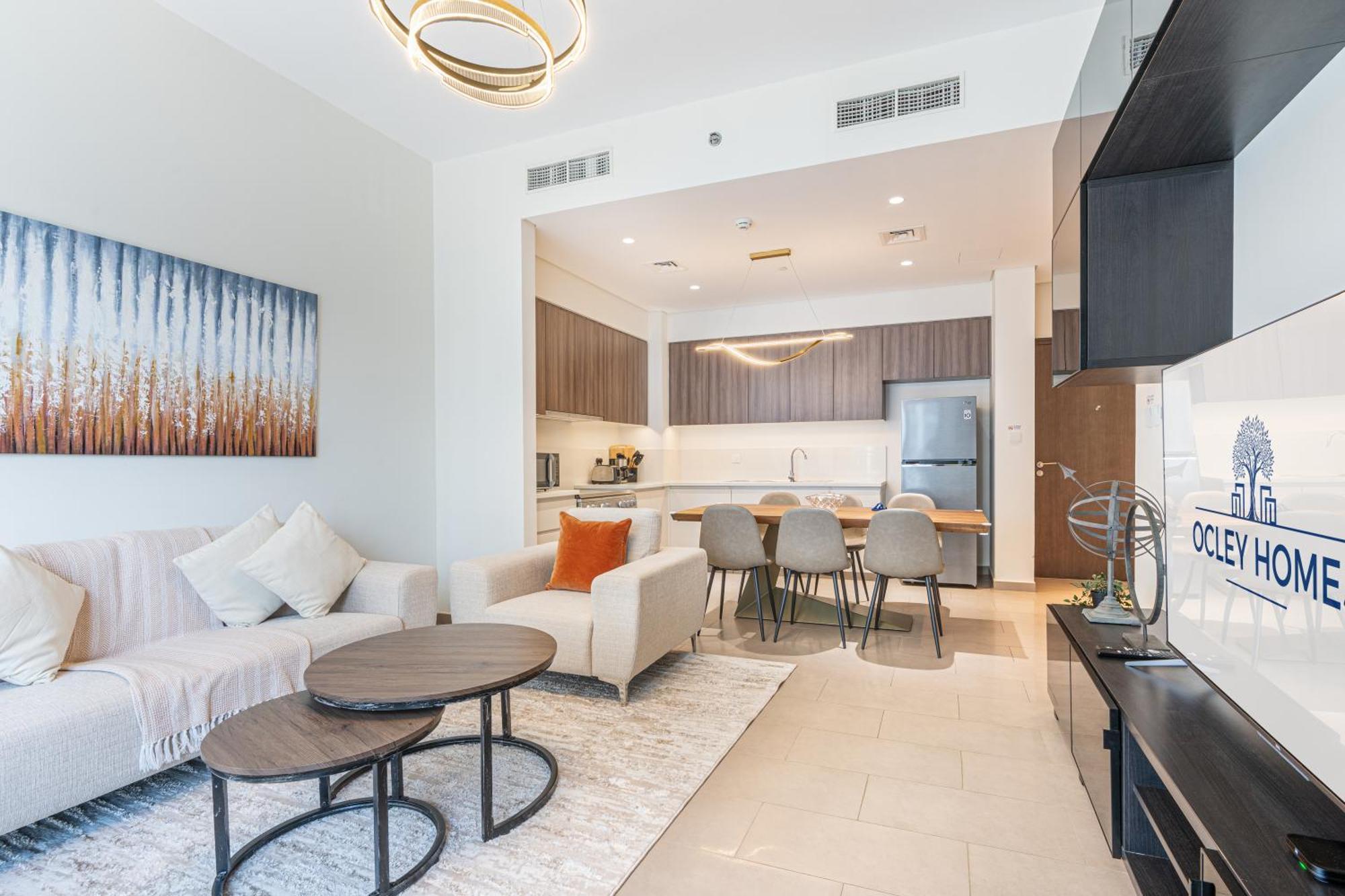 Nicely Furnished 2br In Hills
