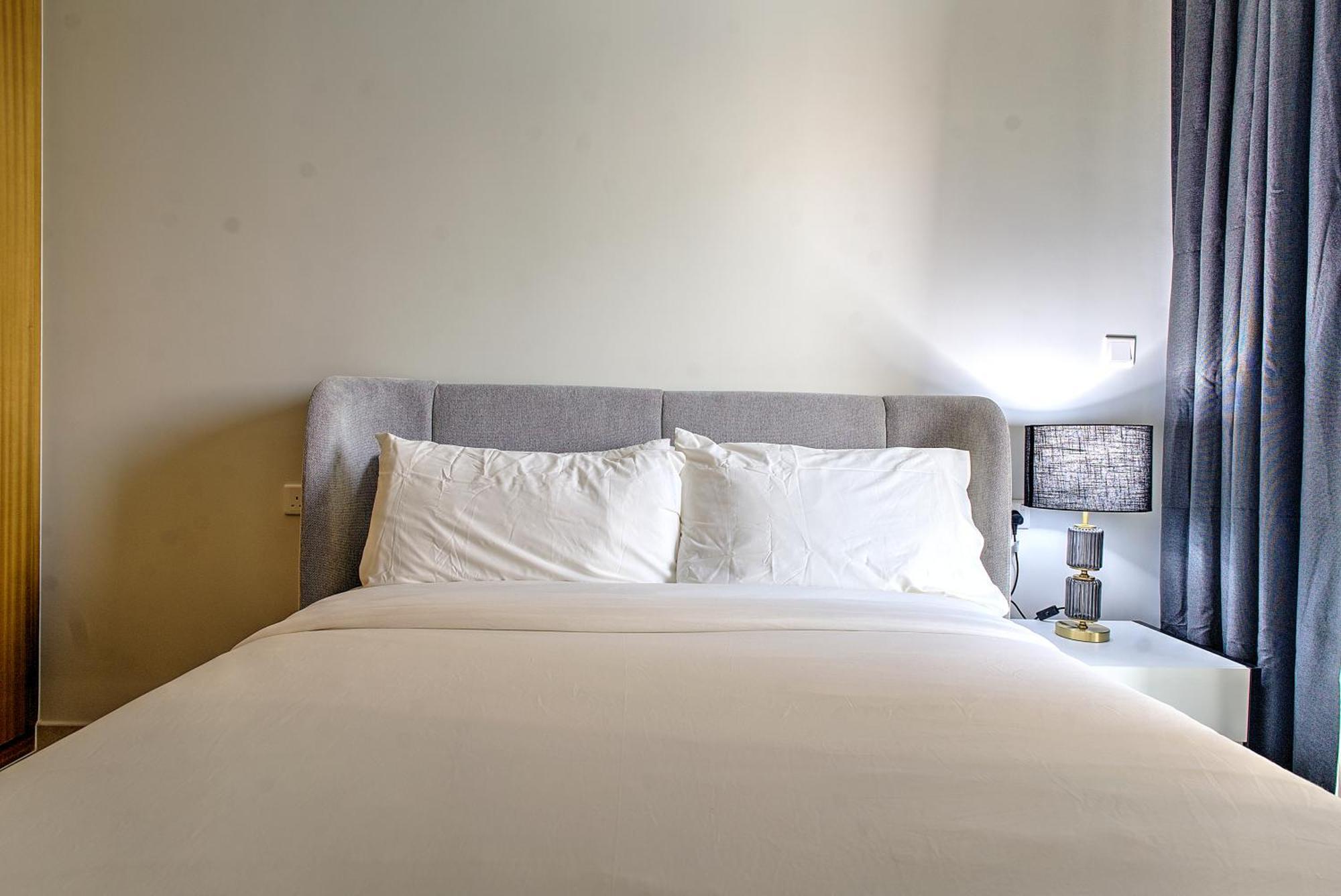 Elegant 1-br Near Burj Khalifa