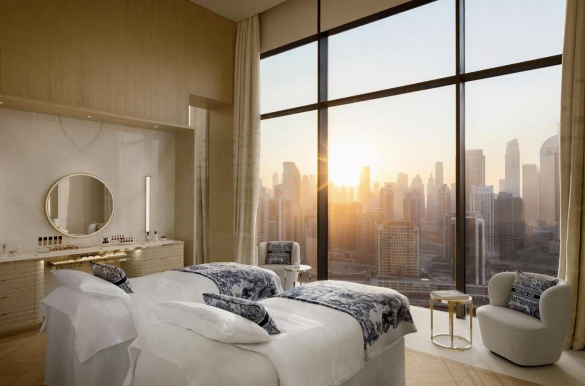 Lana By The Dorchester Collection - Glamorous Three Bedroom *