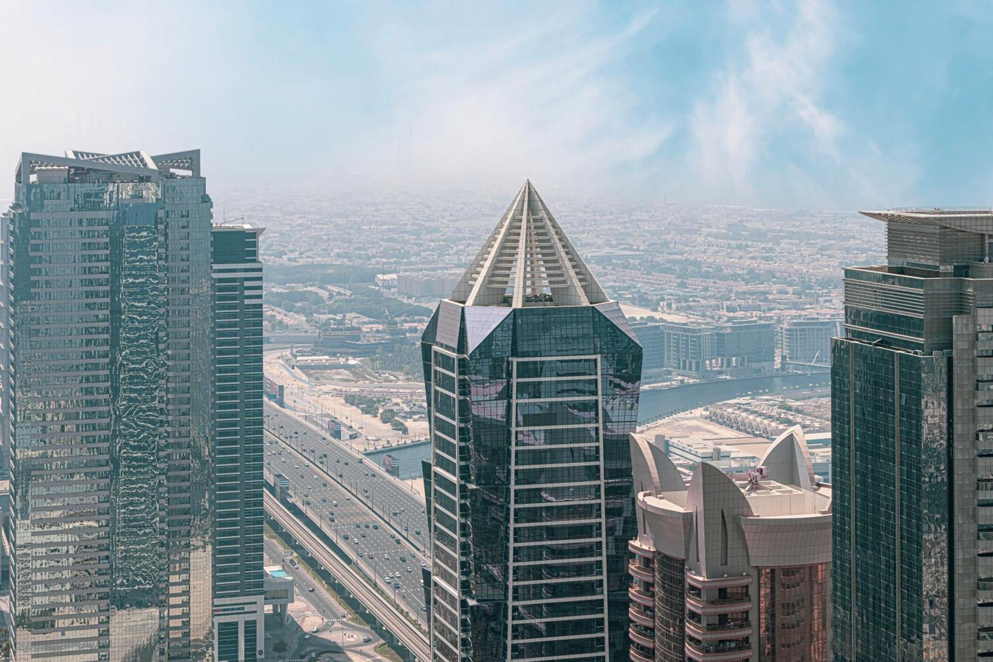 Highest Infinity Pool Burj Khalifa View Dubai