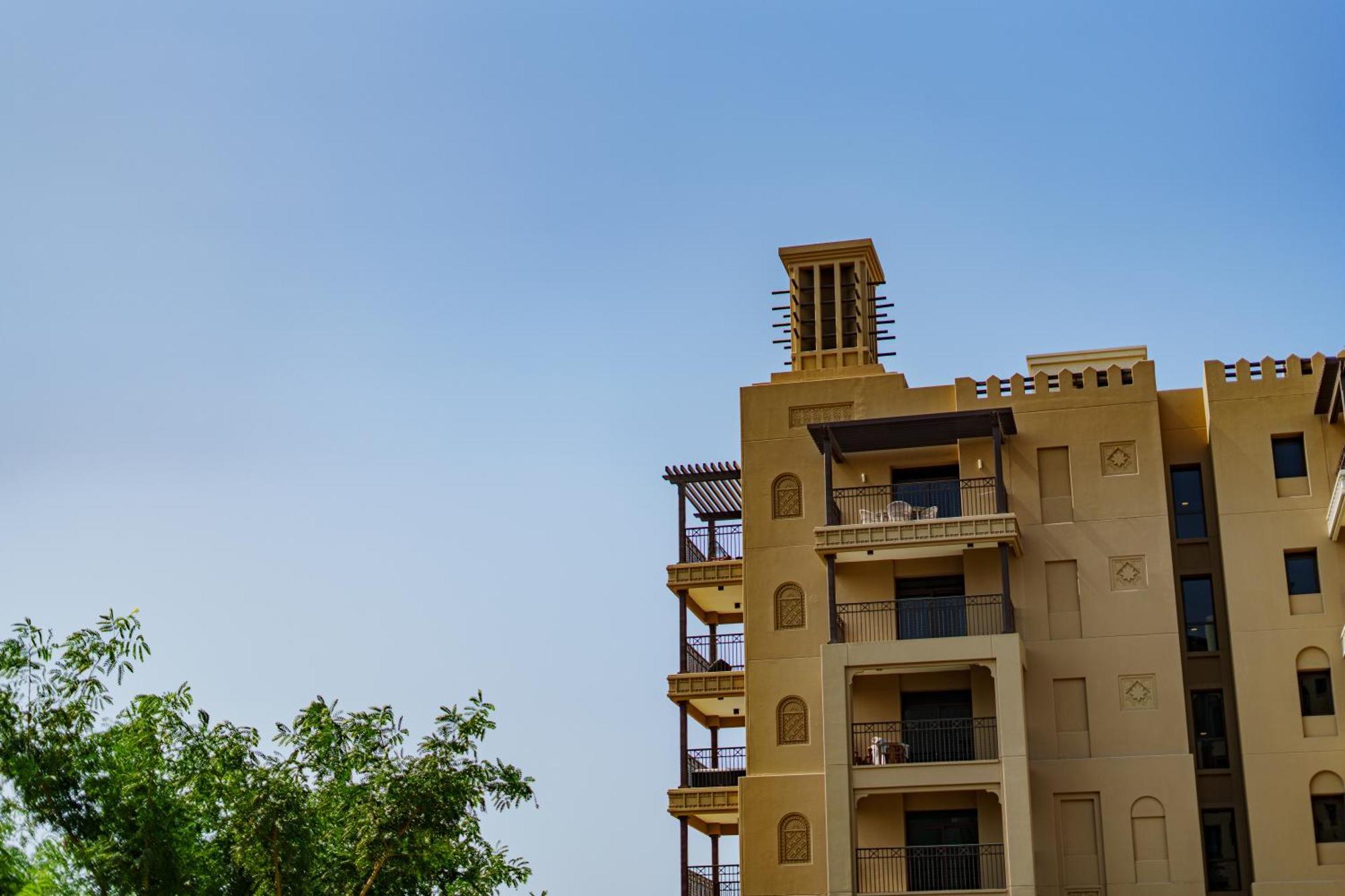 Spacious 4br In Madinat Jumeirah Living Dubai
