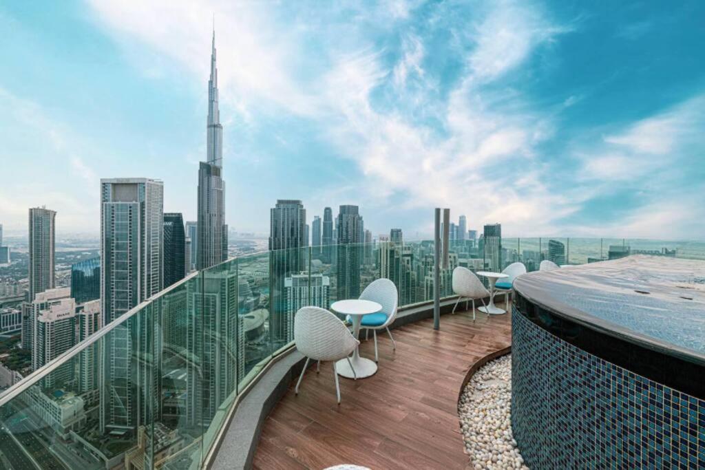 Highest Infinity Pool Burj Khalifa View