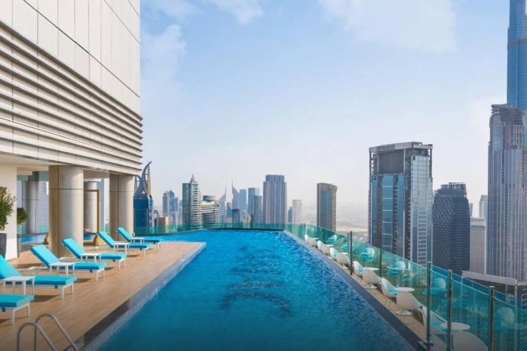 Highest Infinity Pool Burj Khalifa View Dubai