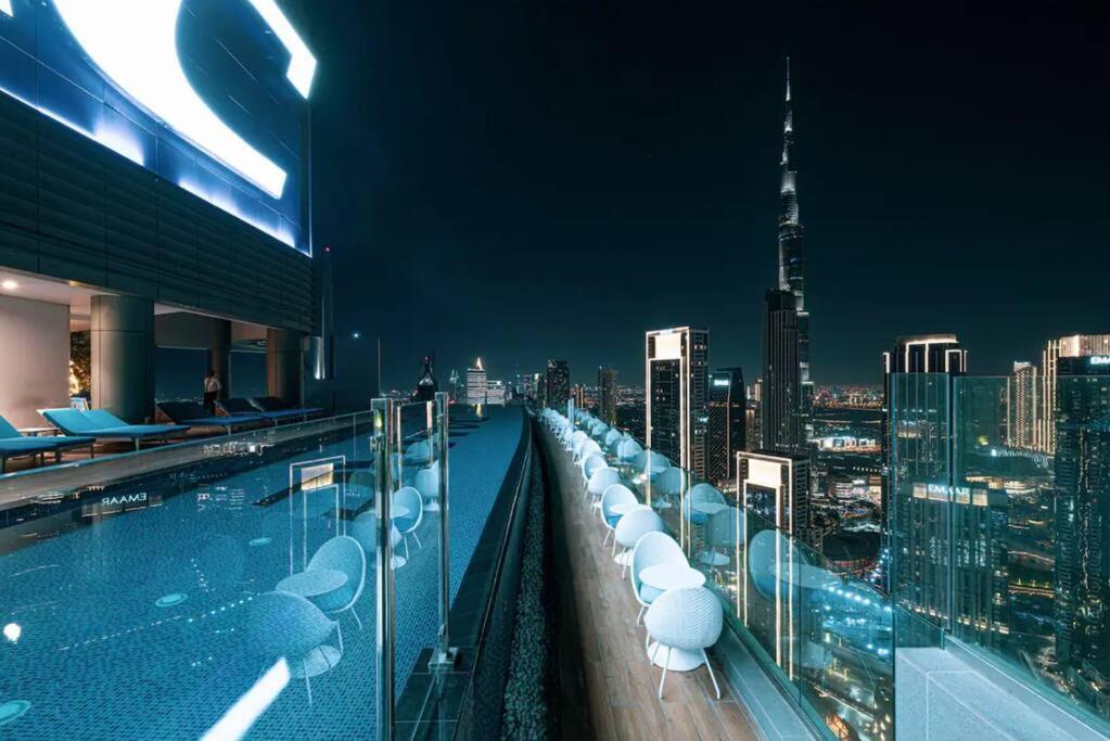 Apartment Highest Infinity Pool Burj Khalifa View Dubai