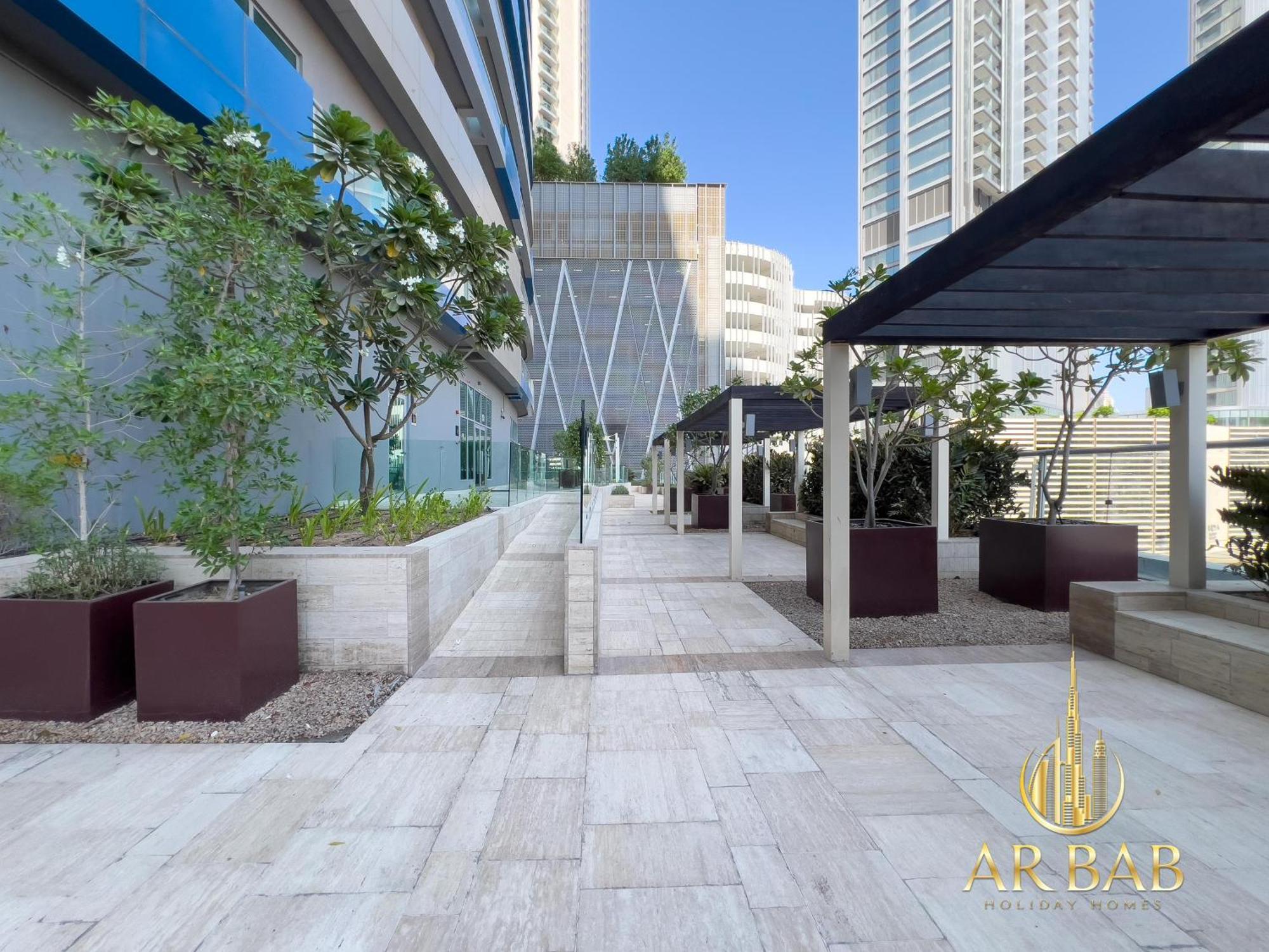 Damac Maison Mall Street - Luxurious 3br - Burj Khalifa View - Near Mall Apartment Dubai