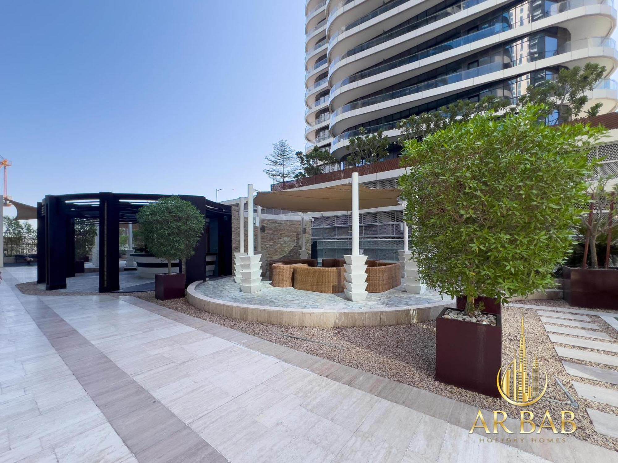 Damac Maison Mall Street - Luxurious 3br - Burj Khalifa View - Near Mall Apartment *