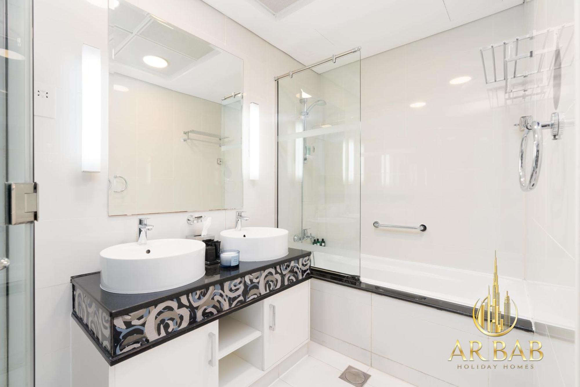 Apartment Damac Maison Mall Street - Luxurious 3br - Burj Khalifa View - Near Mall *