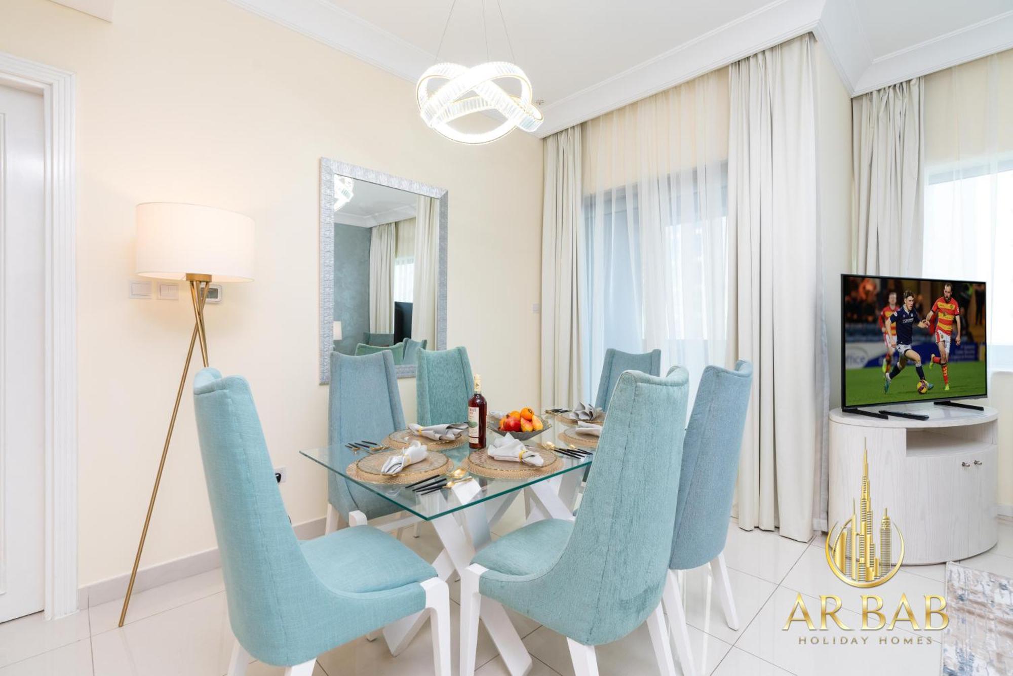 Damac Maison Mall Street - Luxurious 3br - Burj Khalifa View - Near Mall Apartment