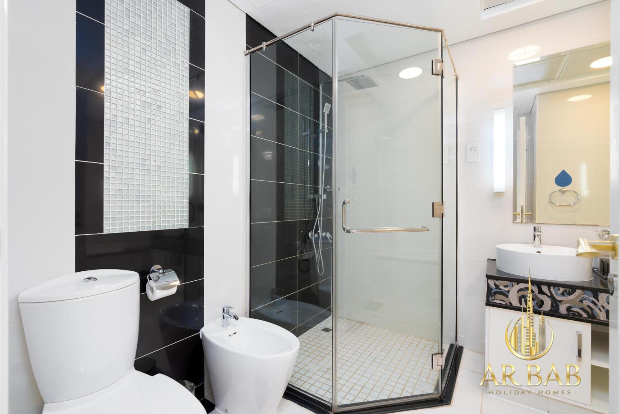 Damac Maison Mall Street - Luxurious 3Br - Burj Khalifa View - Near Dubai Mall Apartment *