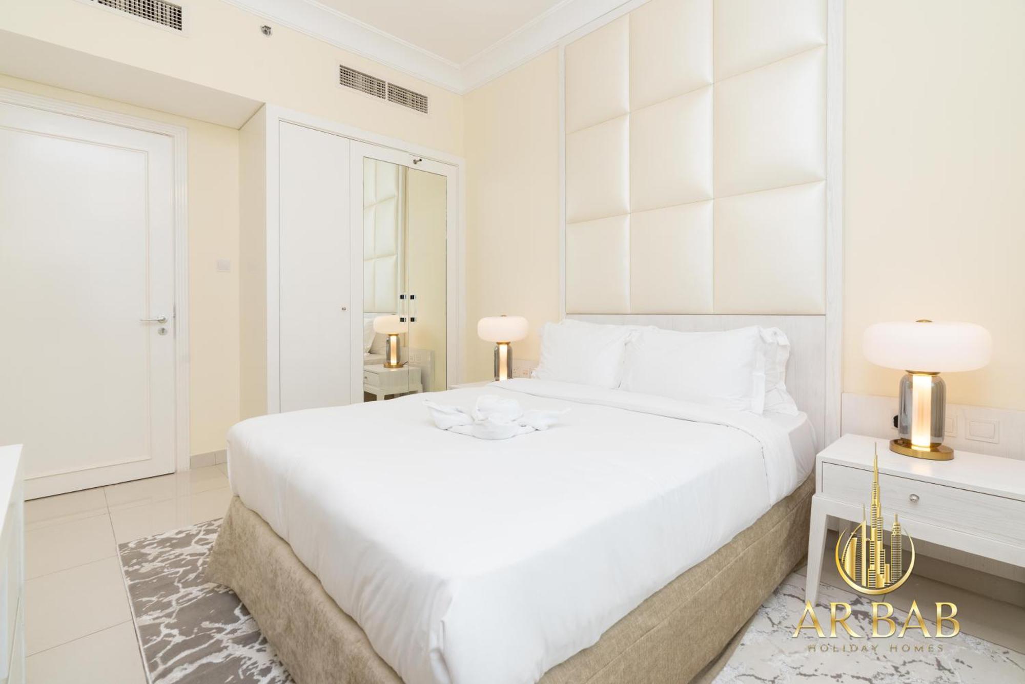 Apartment Damac Maison Mall Street - Luxurious 3Br - Burj Khalifa View - Near Dubai Mall Dubai