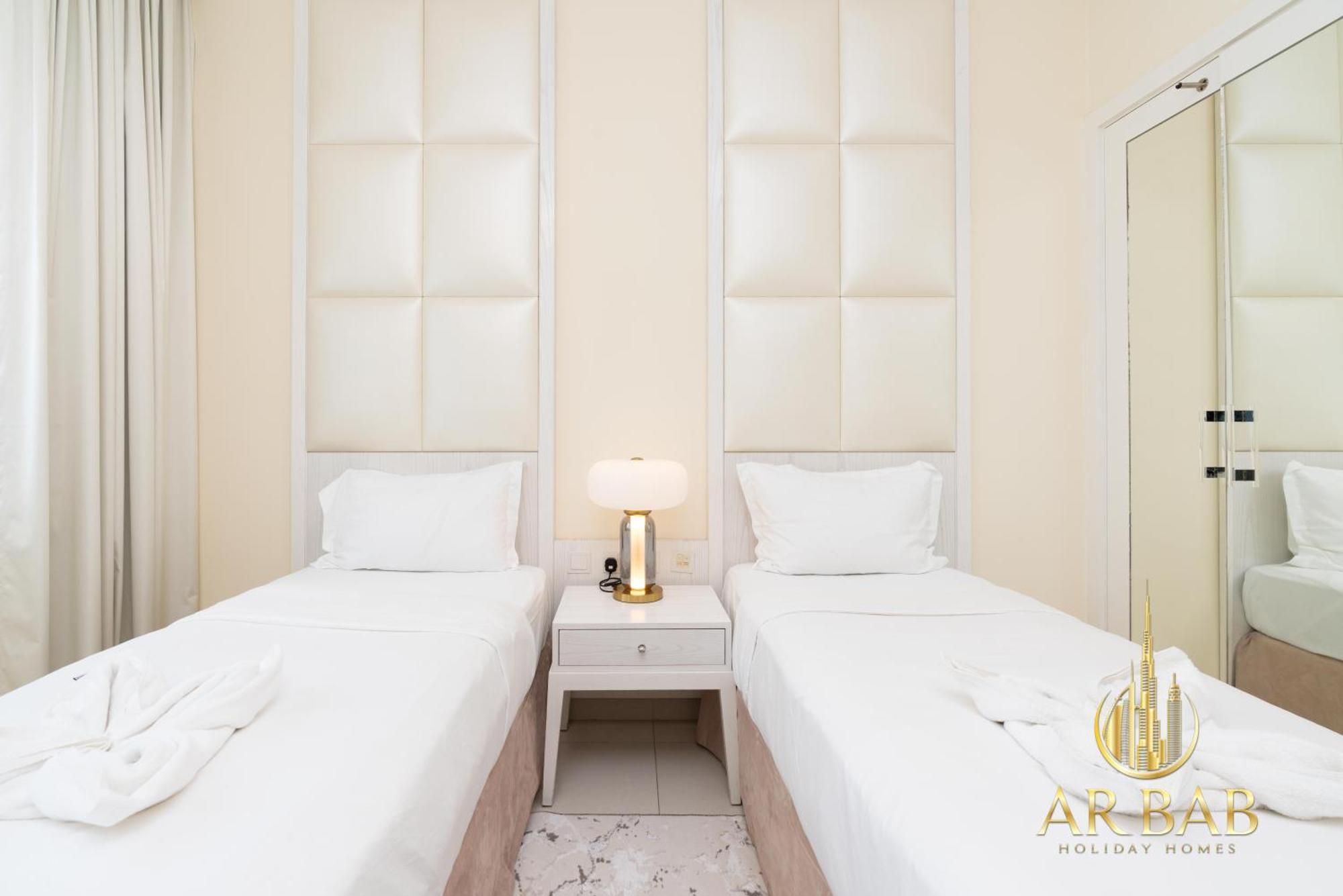 Apartment Damac Maison Mall Street - Luxurious 3br - Burj Khalifa View - Near Mall Dubai