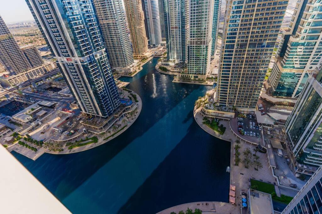 Cozy In Jlt Dubai