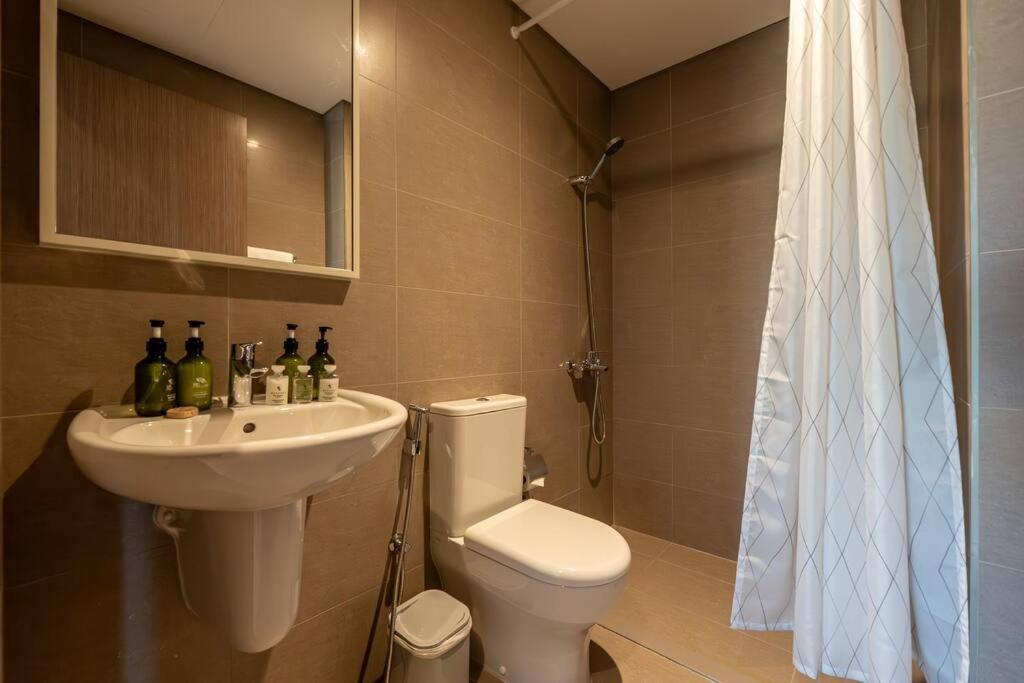 Venetian - Spacious 3br With Stunning Burj Views