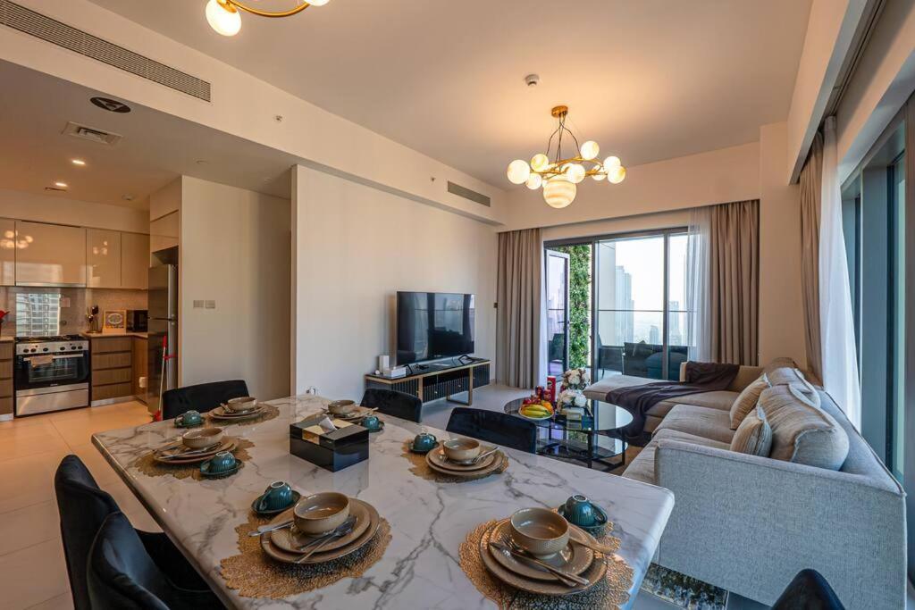 Venetian - Spacious 3br With Stunning Burj Views Dubai