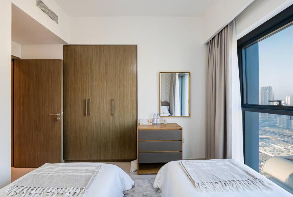Apartment Venetian - Spacious 3br With Stunning Burj Views *