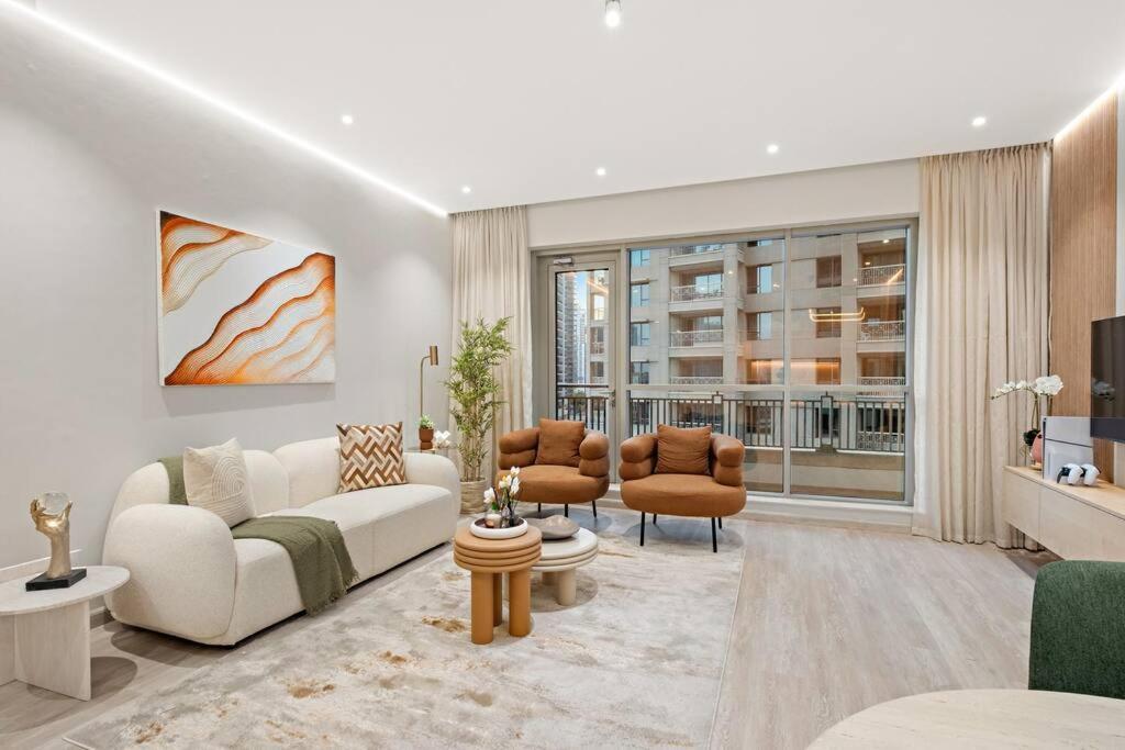First Class 2br Incredible Burj Khalifa View Apartment *