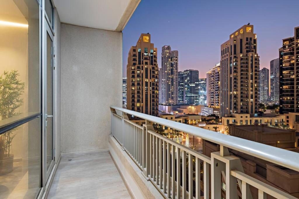 First Class 2br Incredible Burj Khalifa View