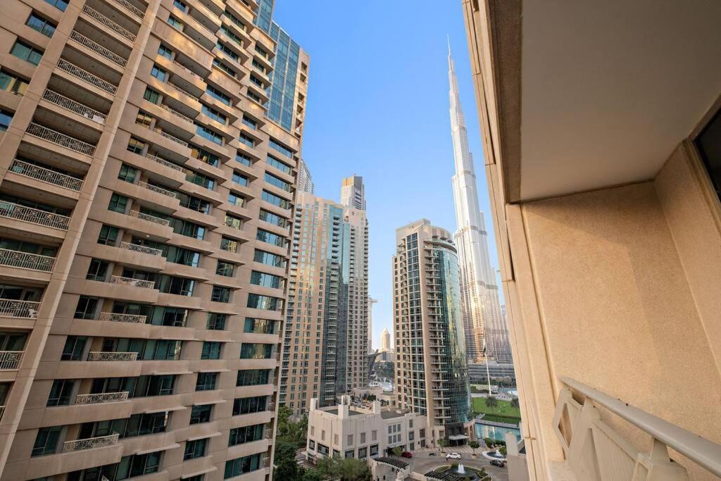 First Class 2br Incredible Burj Khalifa View Apartment Dubai