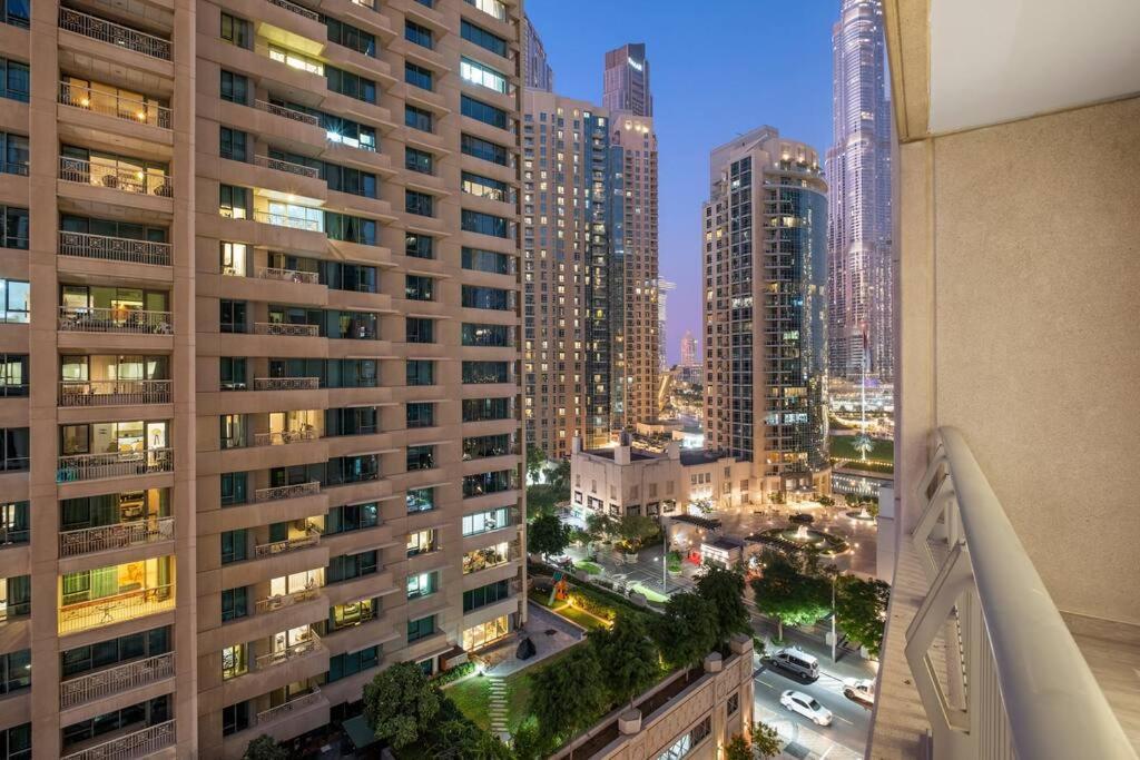 First Class 2br Incredible Burj Khalifa View *