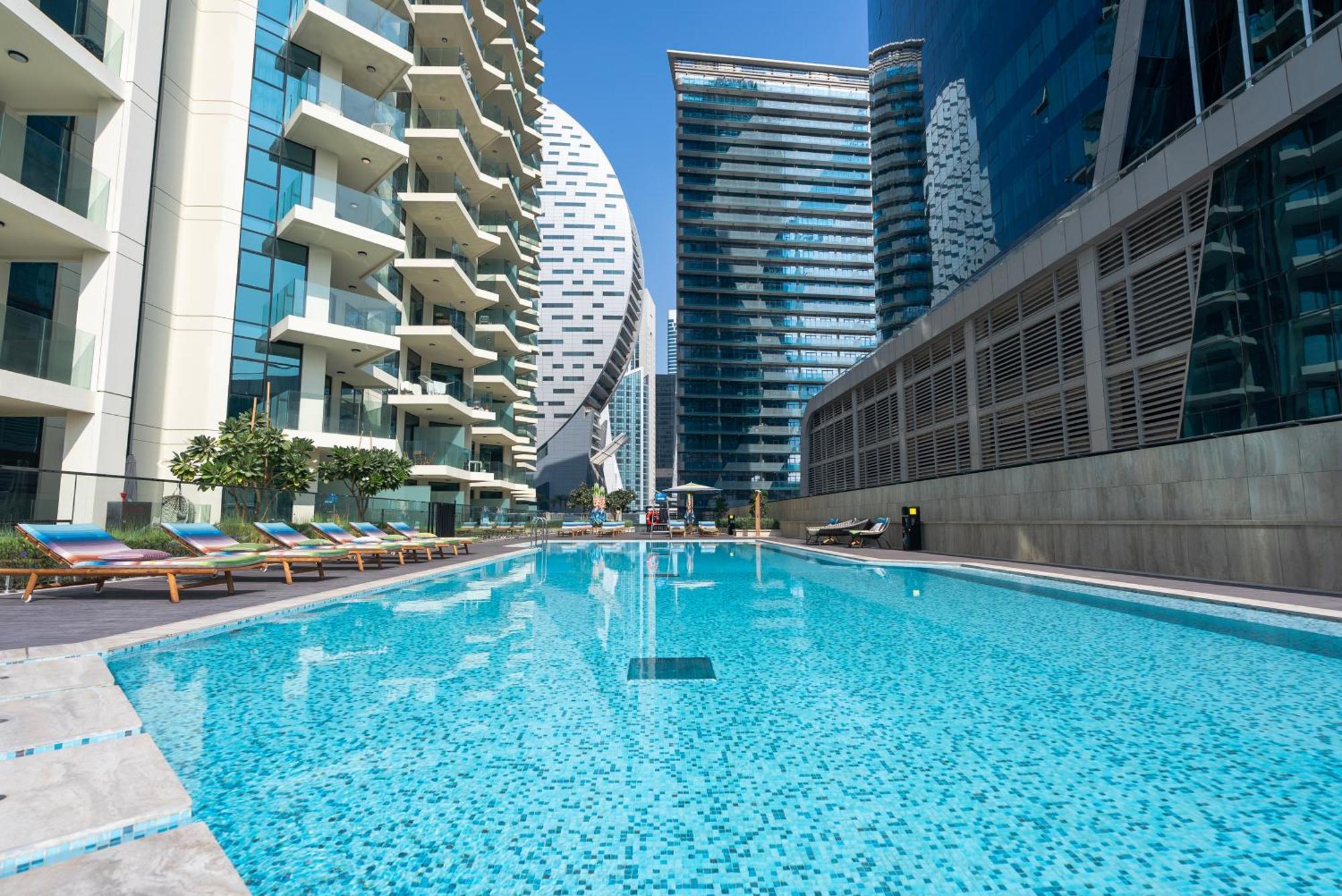 Apartment Elegant 2-bedroom Apartment, Branded & Luxury Amenities