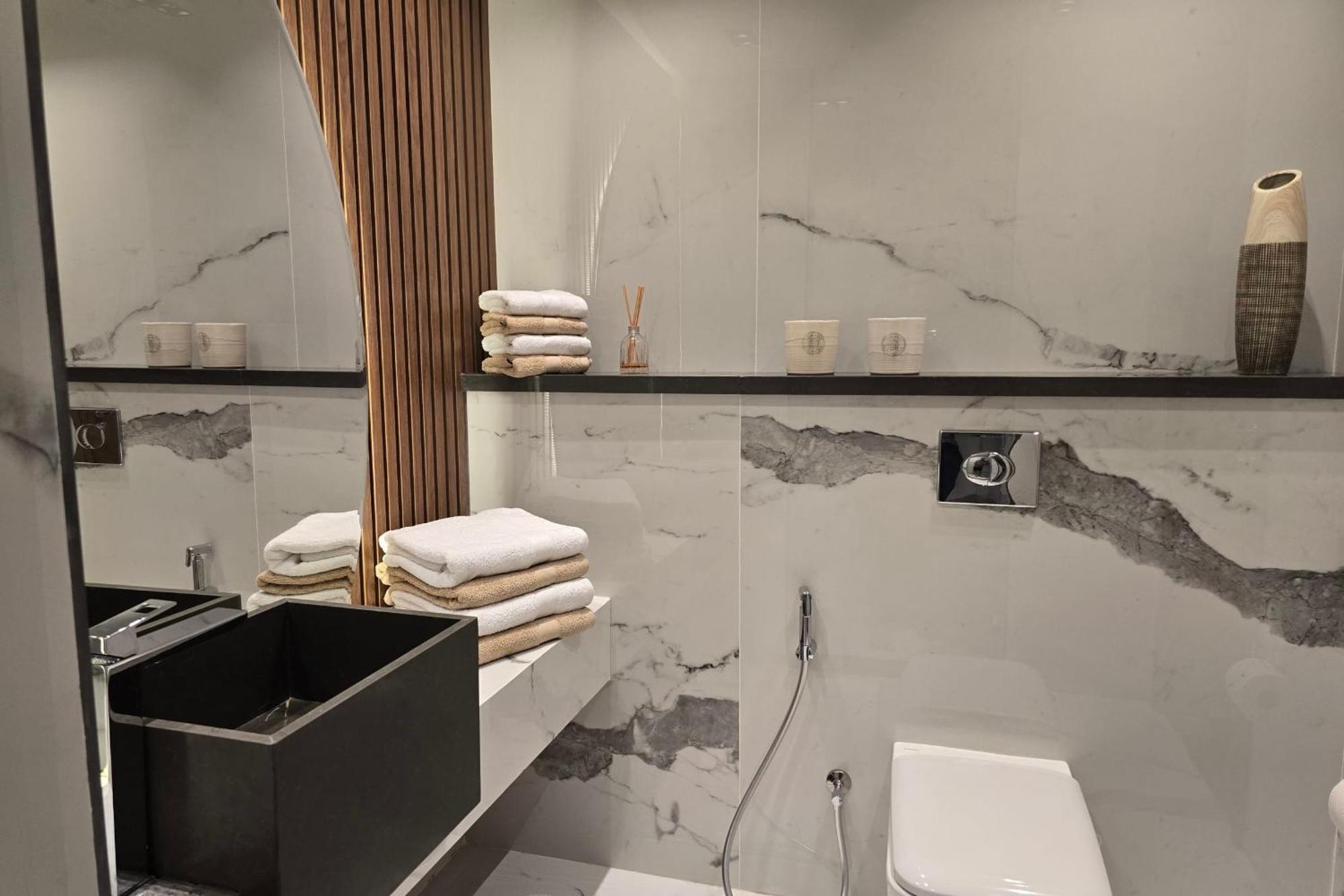 Apartment Beachfront 250 View Private High Floor Dubai