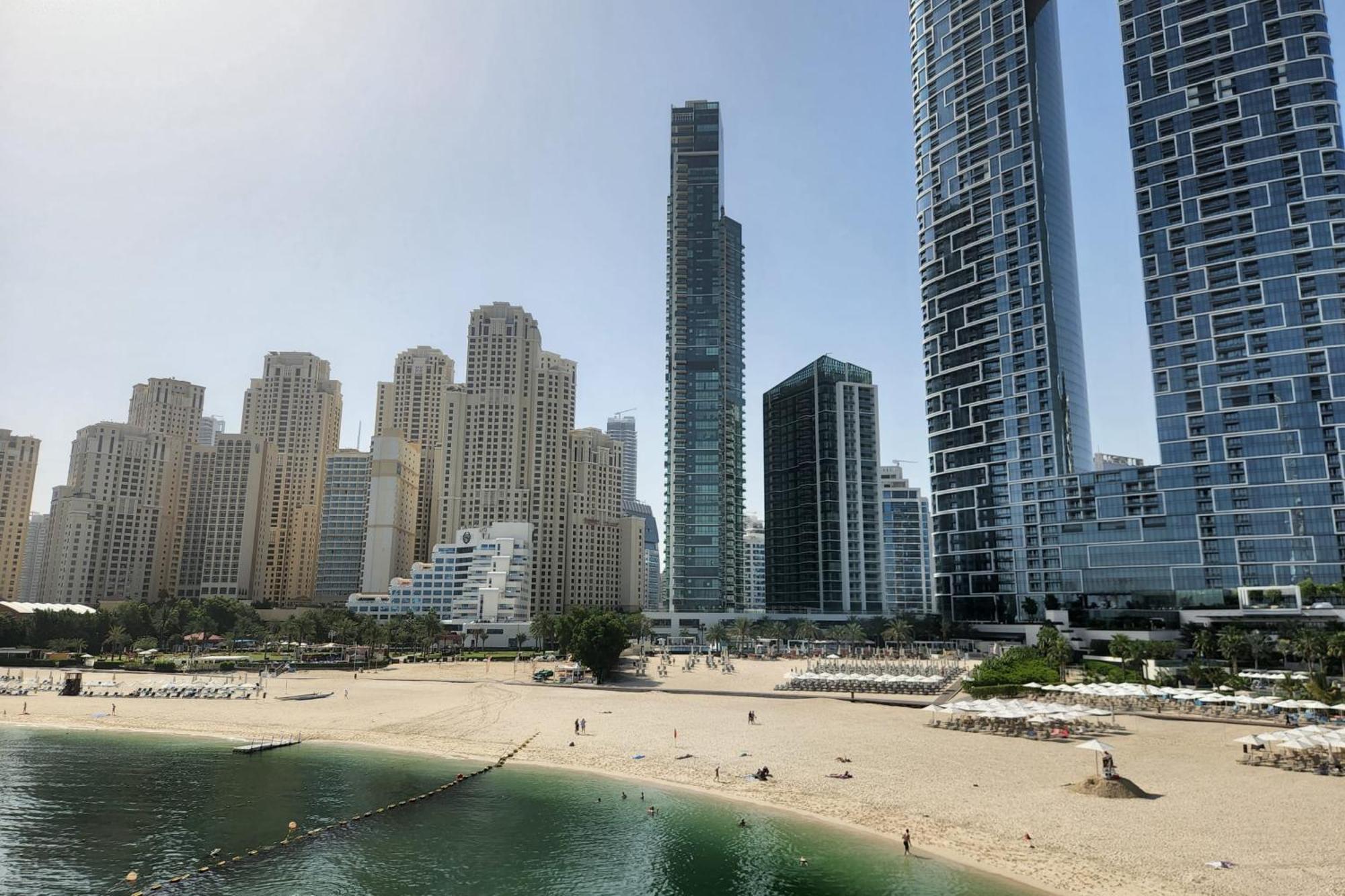 Beachfront 250 View Private High Floor Apartment