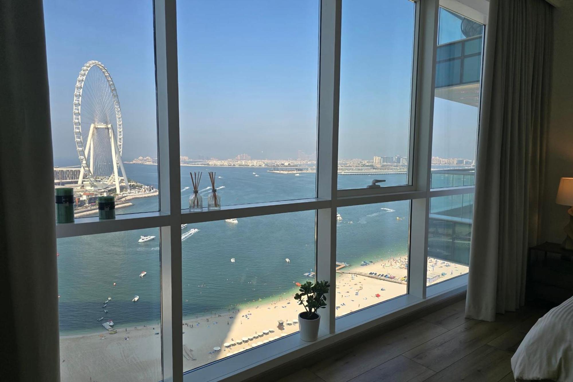 Beachfront 250 View Private High Floor *