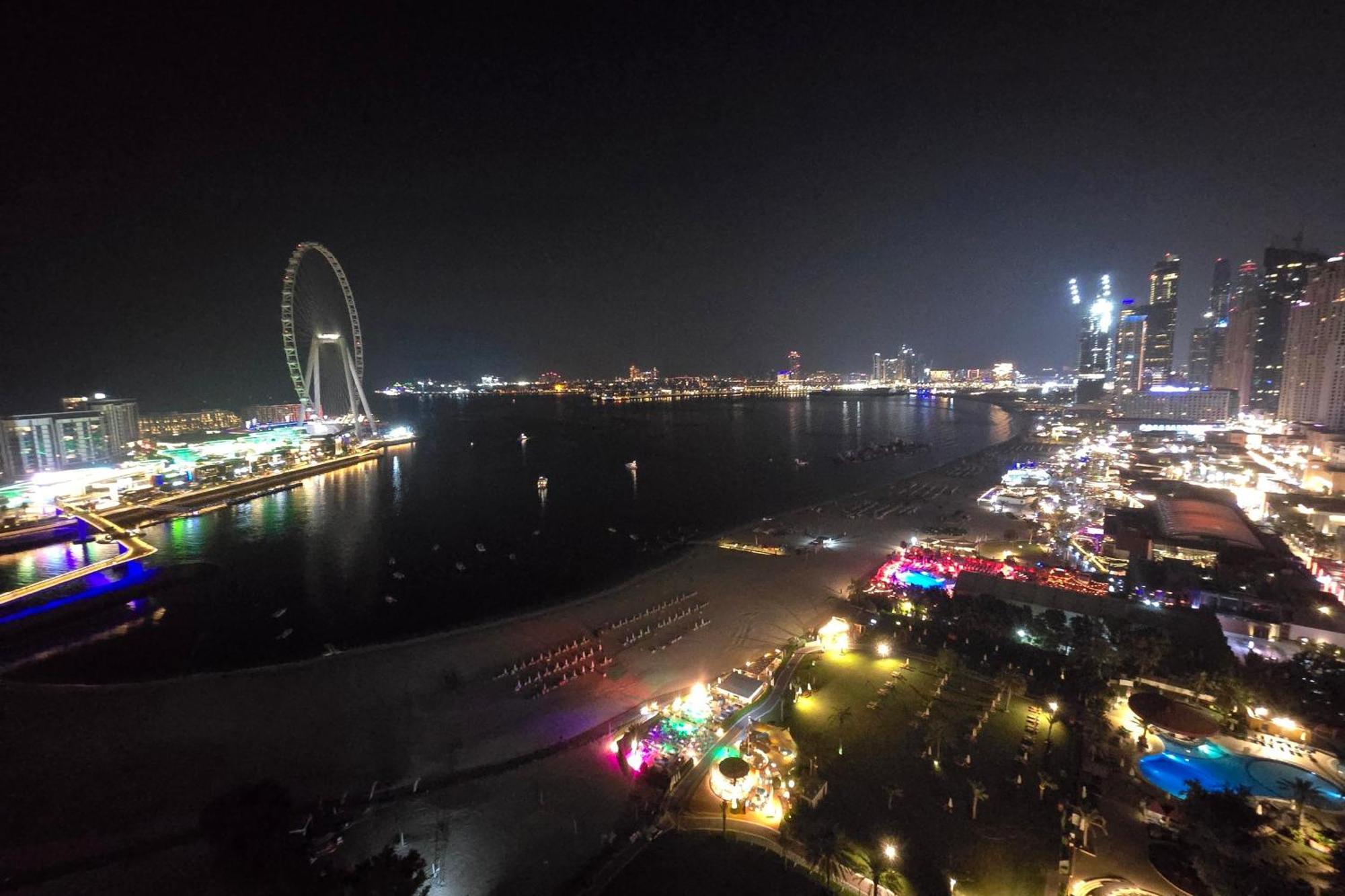 Beachfront 250 View Private High Floor *