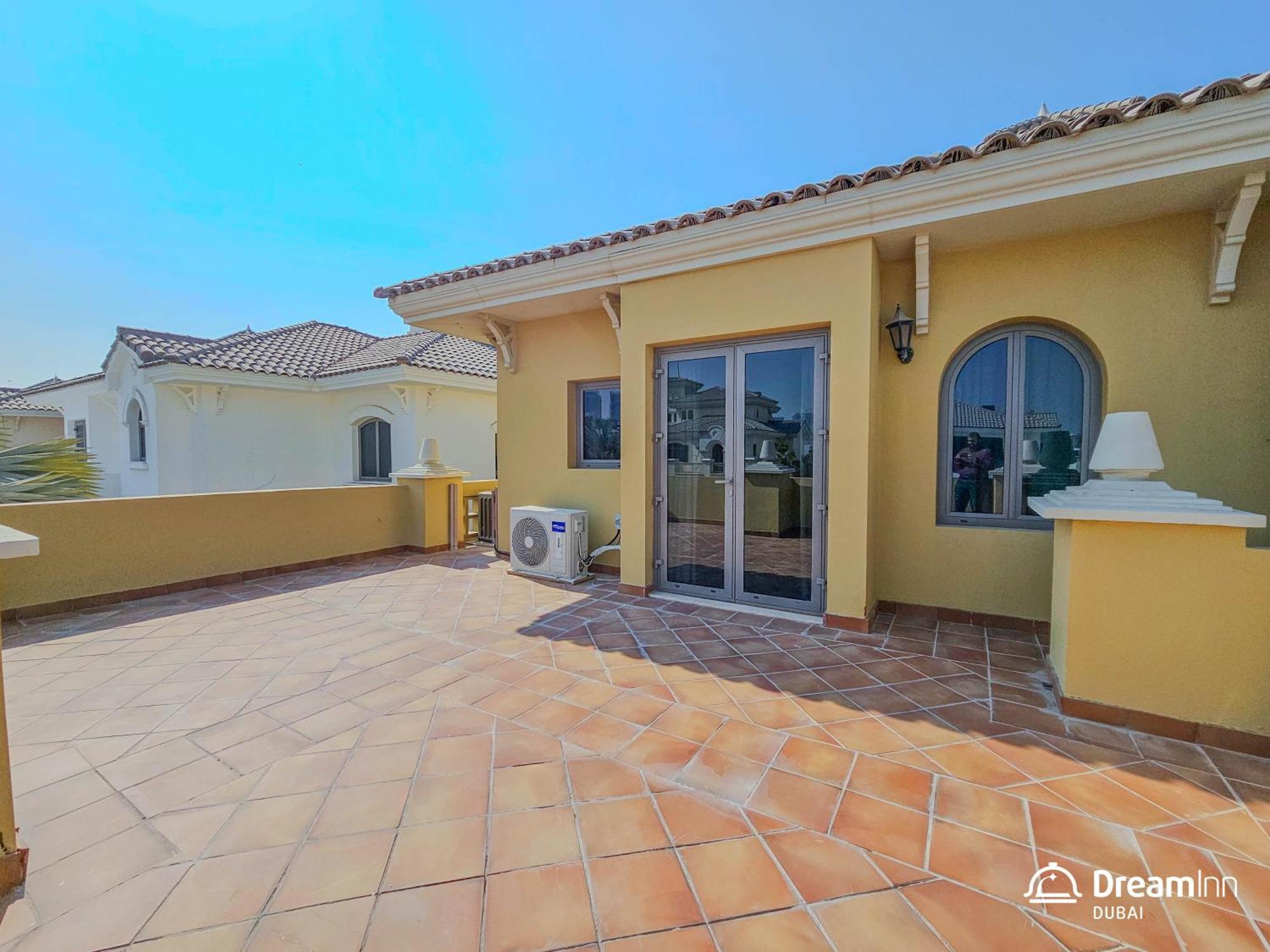 Dream - 4br Palm Jumeirah With Pool & Maid's Villa Dubai