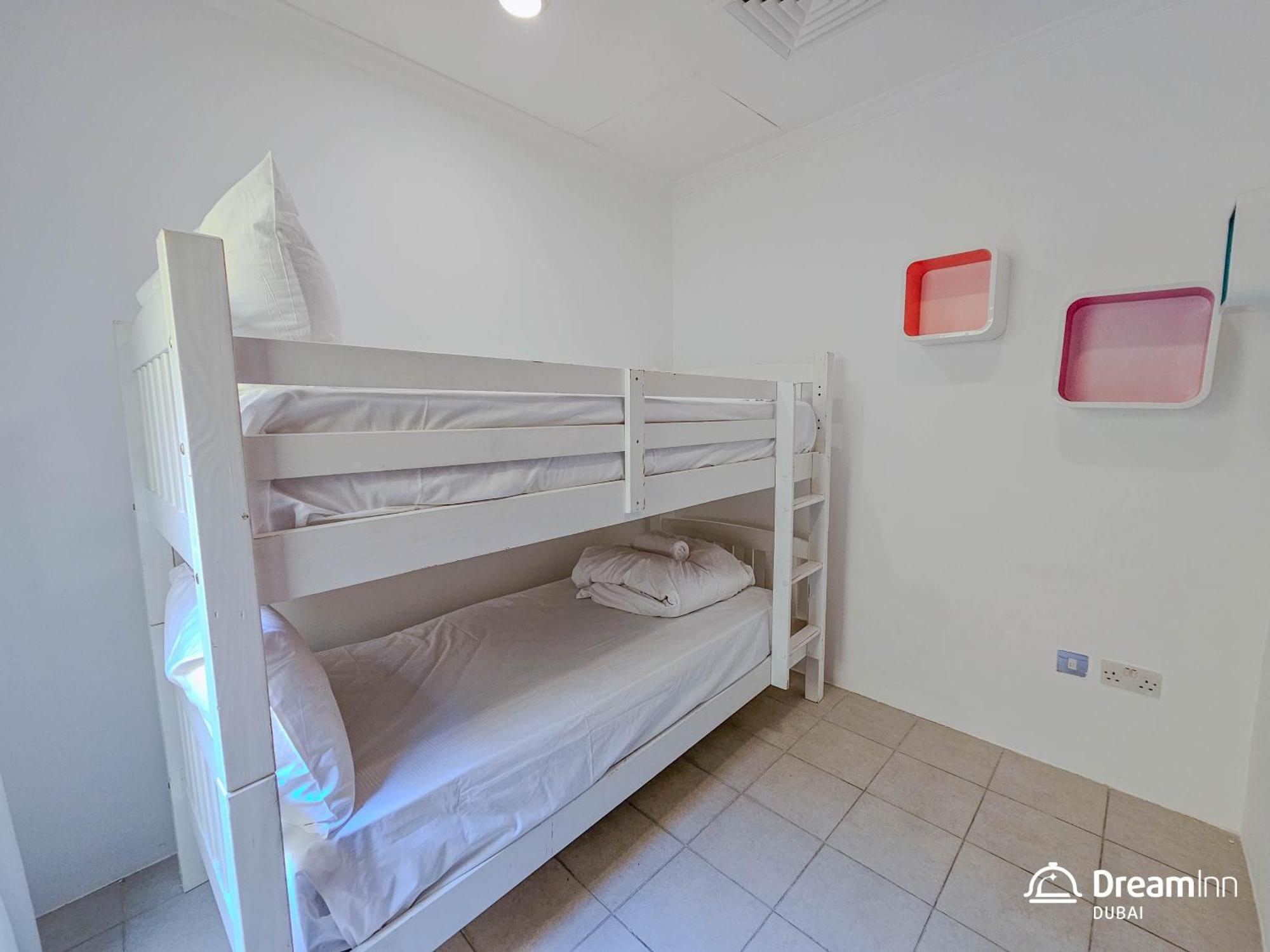 Dream - 4br Palm Jumeirah With Pool & Maid's Dubai
