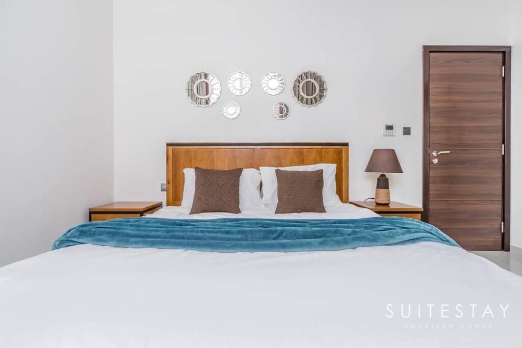 Apartment Spacious New Build In Residential Community *