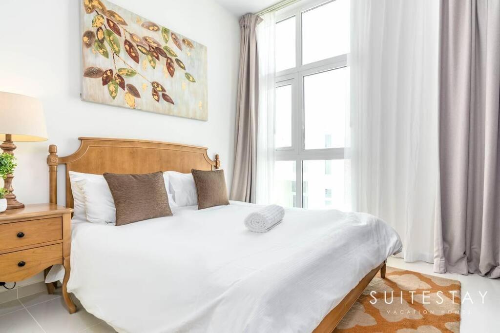 Spacious New Build In Residential Community Dubai