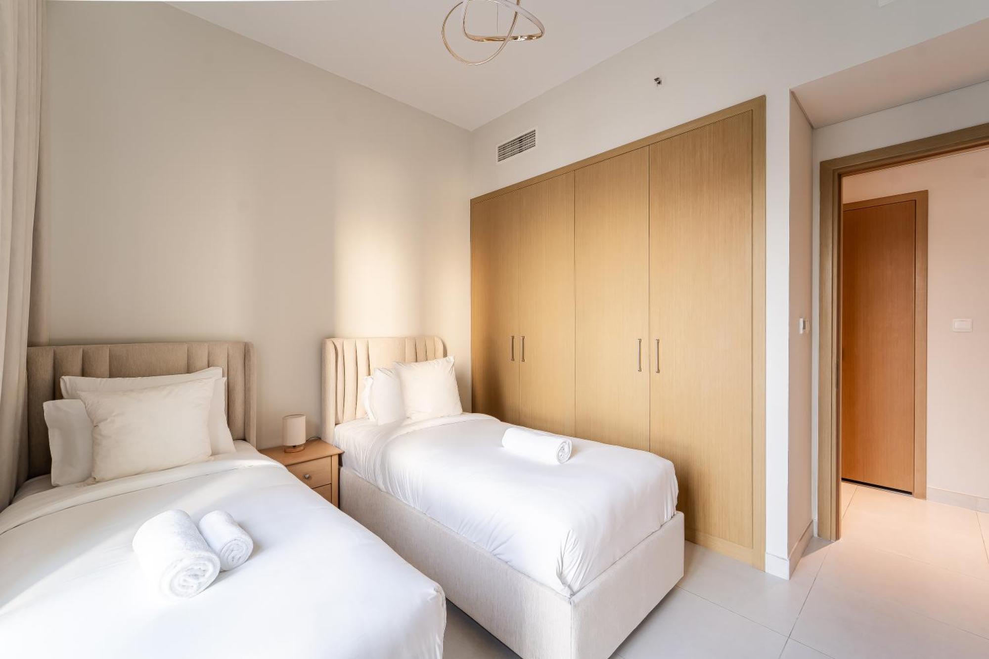 Spacious 3bdr In Wonderful Creek Harbour Apartment Dubai