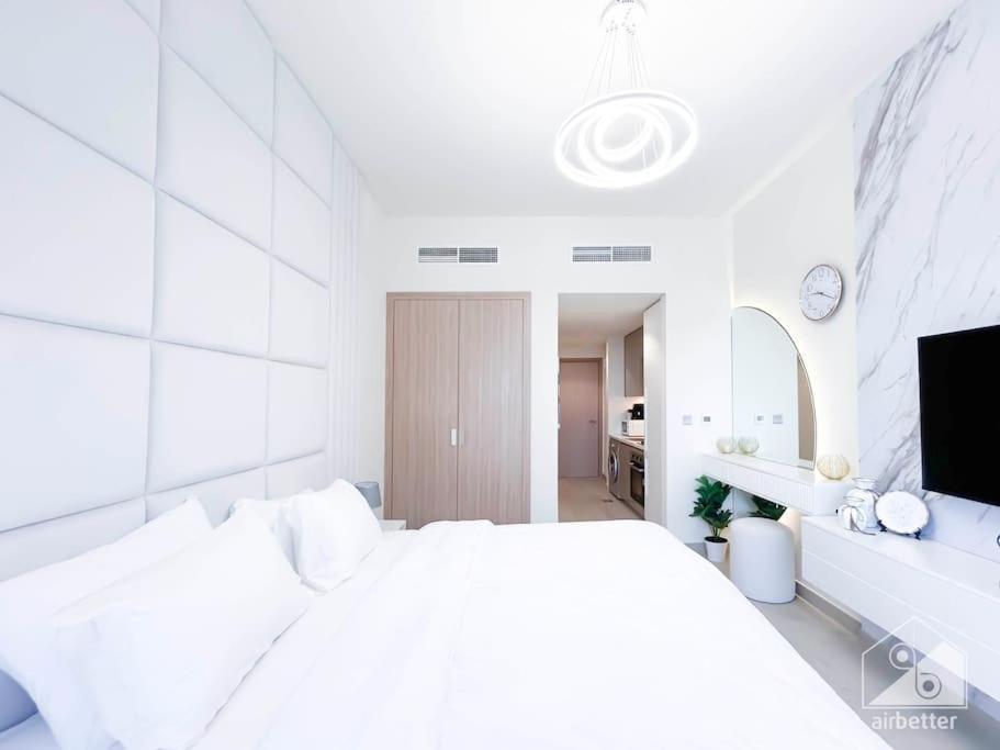 Luxury Living In Azizi Riviera & Cozy Balcony *