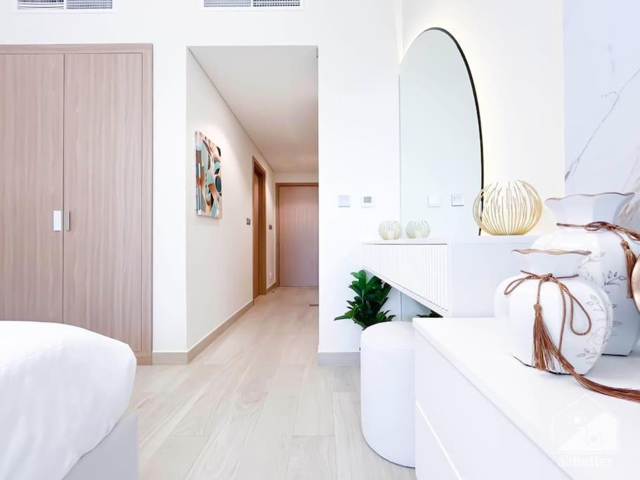 Luxury Living In Azizi Riviera & Cozy Balcony *