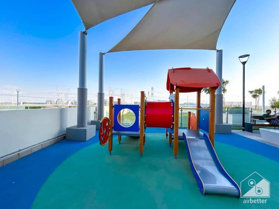 Luxury Living In Azizi Riviera & Cozy Balcony *