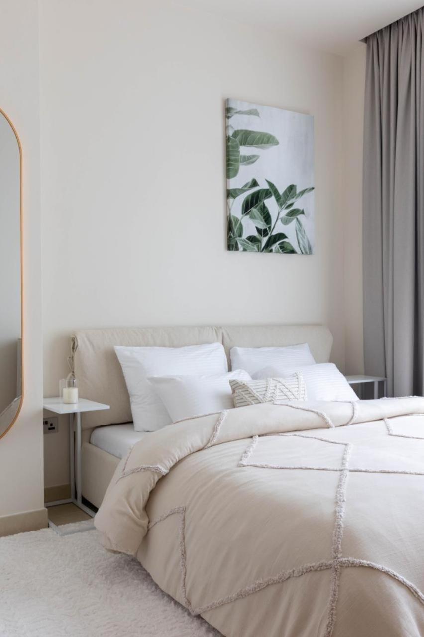 Cosy Fully Renovated Marina Gate Apartment *