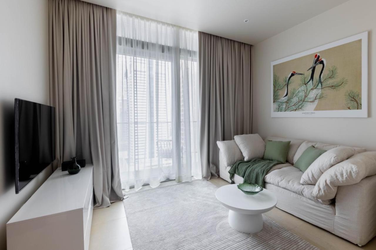Cosy Fully Renovated Marina Gate Apartment