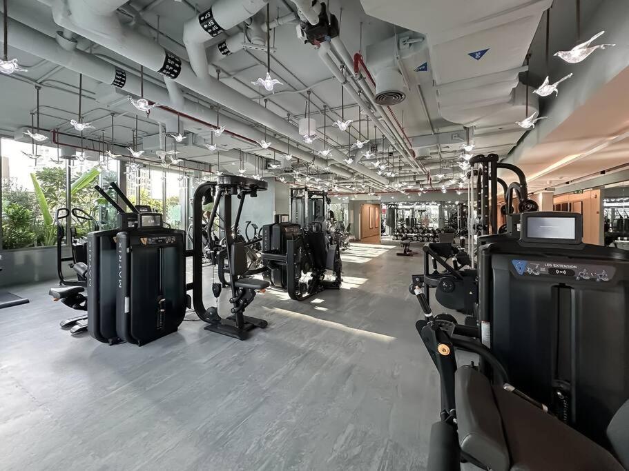 Apartment Sky High Comfort 1br Study With And Canal Views Dubai