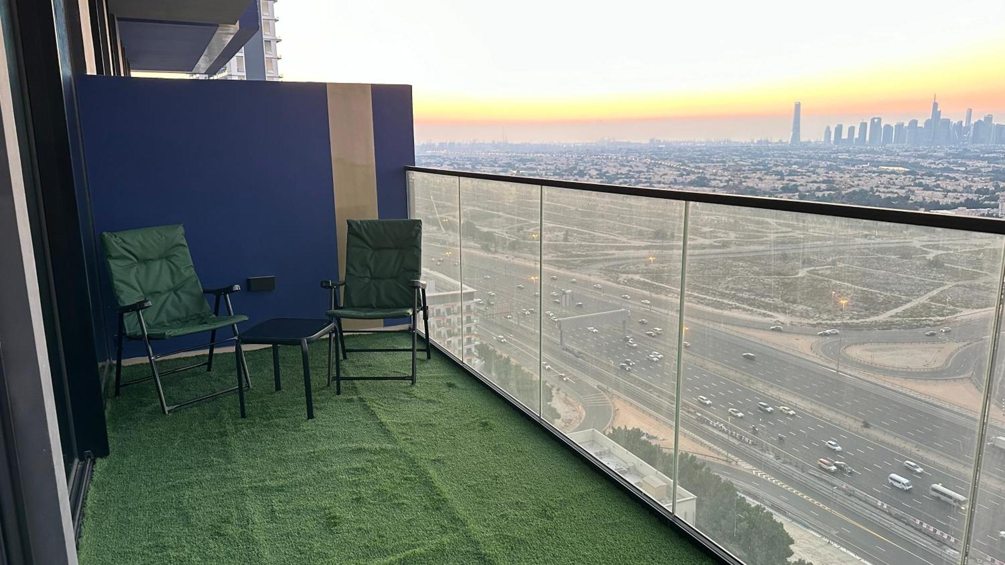 Binghatti Corner Apartment