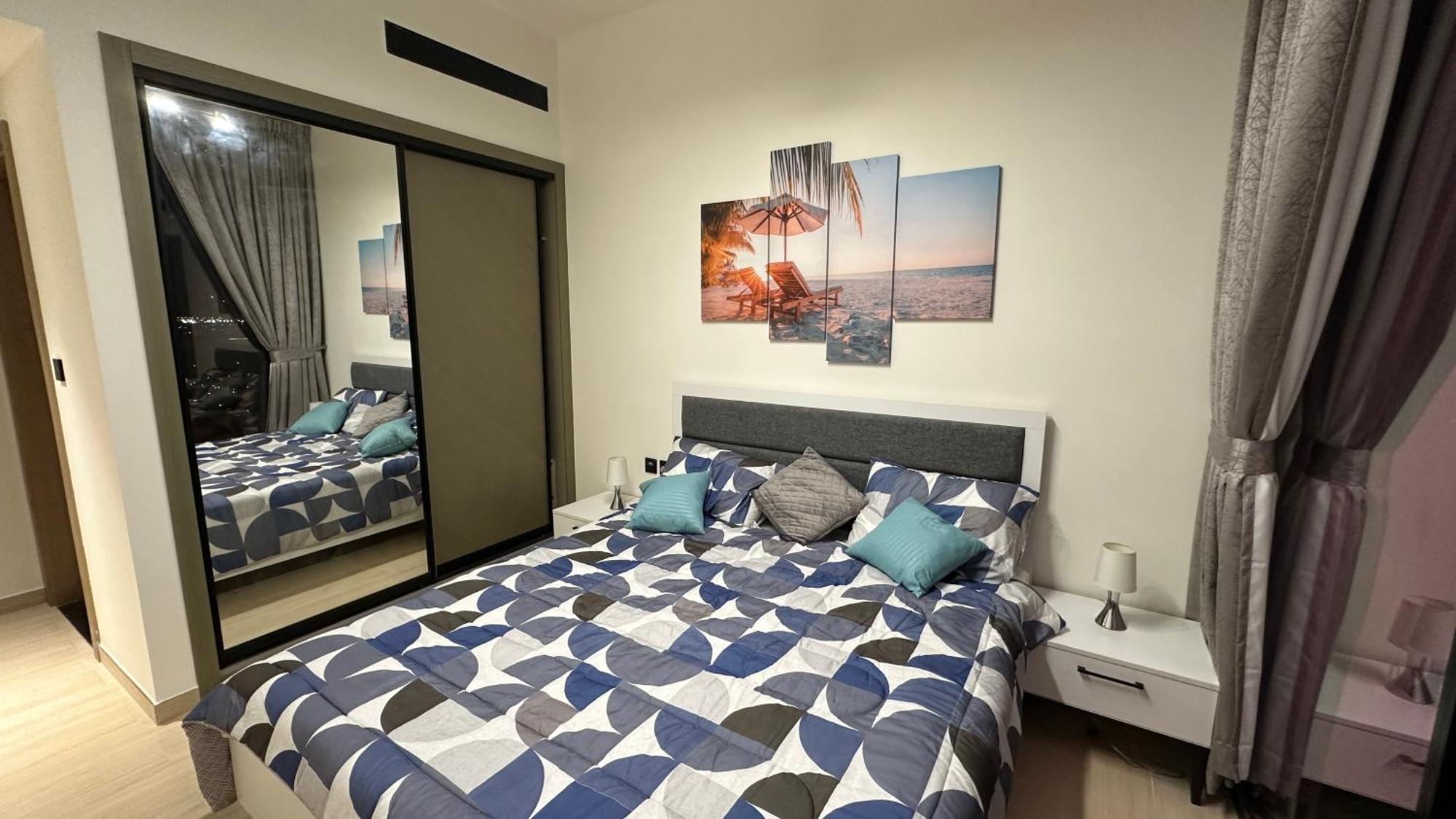 Apartment Binghatti Corner