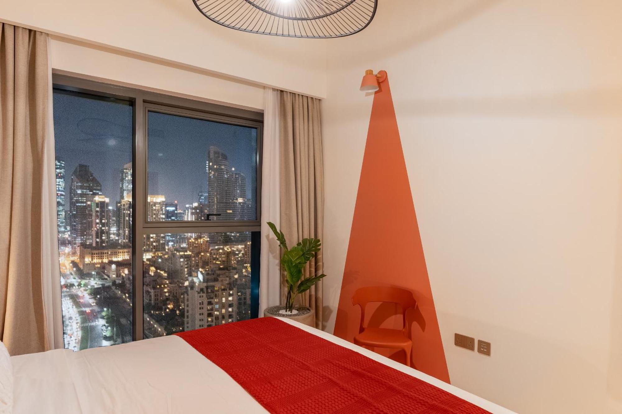 Arthouse Burj Royale - 2br With Burj Khalifa Views, Swimming Pool & Gym Dubai